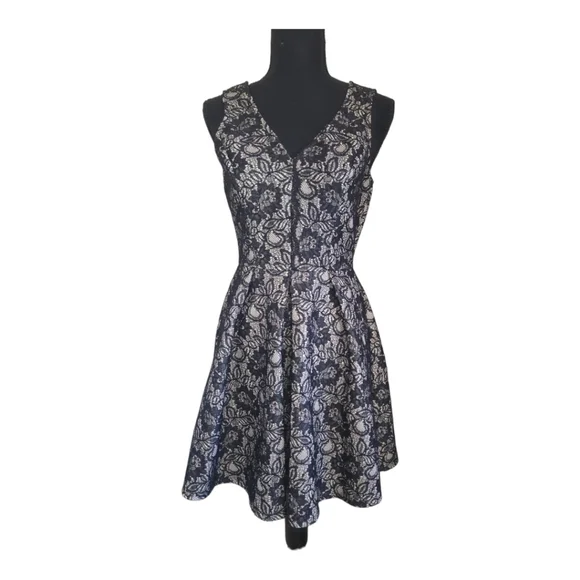 UNBRANDED sleeveless fit & flare lace mini dress cream black size small - Picture 1 of 6